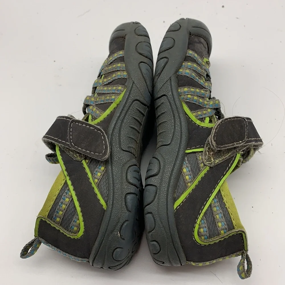 Smart Fit Boy's Gray and Green Sandals size 9.5